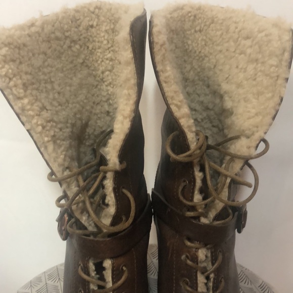 Ugg shearling wedge boots - Picture 3 of 10